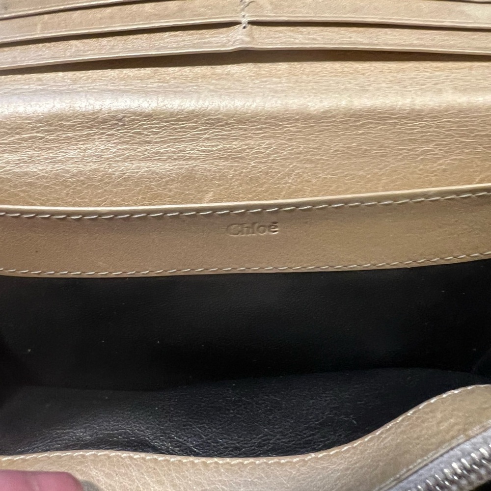 Chloe Metallic Gold Wallet - Picture 11 of 13
